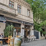 Apartament Two Bdr In Old Town Bukareszt