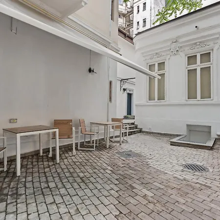 Two Bdr In Old Town Appartamento Bucarest